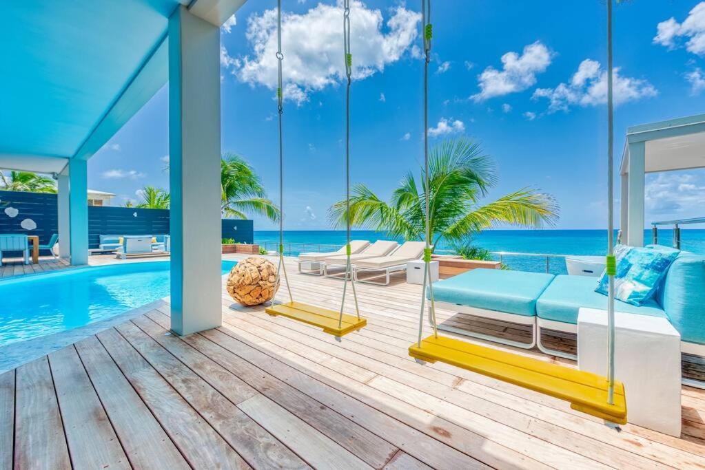 Surfsong Villa- Luxury Water Front Villa For 12 Maho Extérieur photo