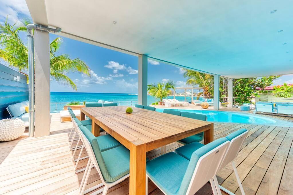 Surfsong Villa- Luxury Water Front Villa For 12 Maho Extérieur photo
