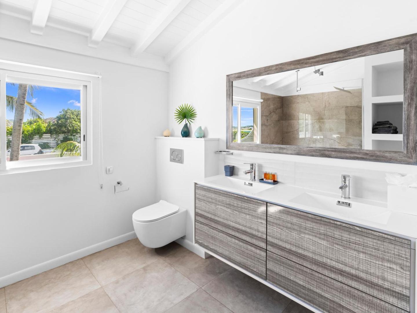 Surfsong Villa- Luxury Water Front Villa For 12 Maho Extérieur photo