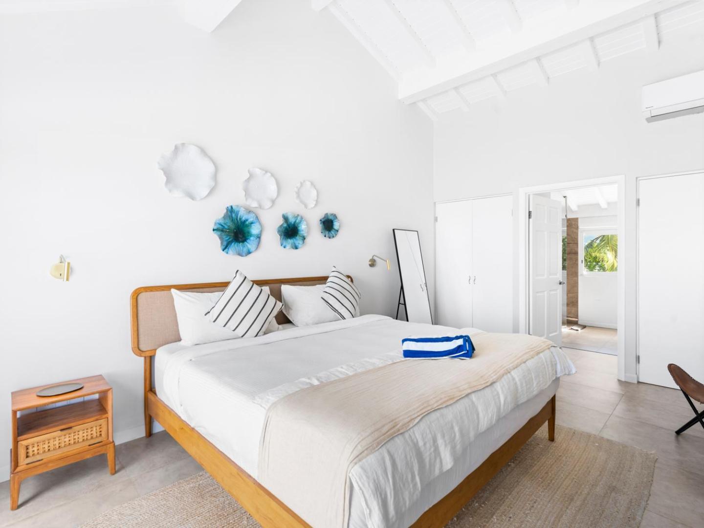 Surfsong Villa- Luxury Water Front Villa For 12 Maho Extérieur photo